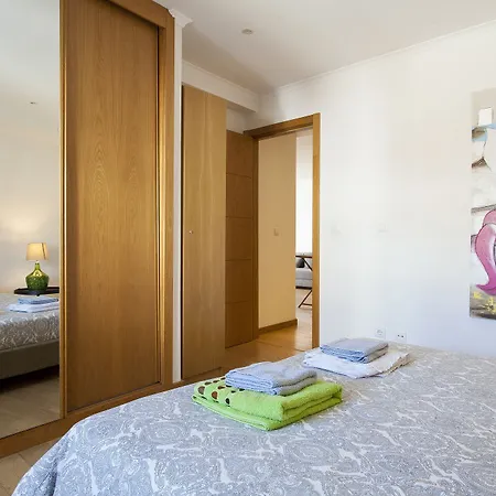 Apartment Charming Intendente Ii By Homing
